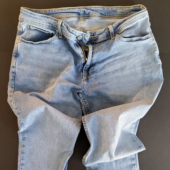 KOAJ brand - Blue Jeans - Picture 2 of 8